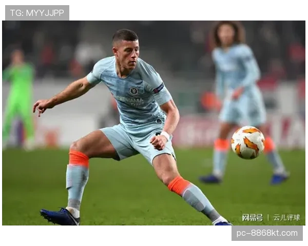 切尔西防线磨合问题显现，对赛季稳定性形成制约，后续表现面临考验